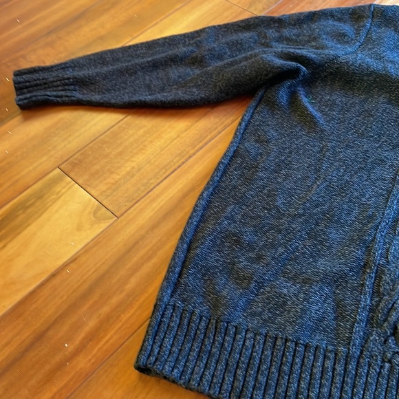 DENIM & CO CHARCOAL SWEATER - Picture 5 of 11